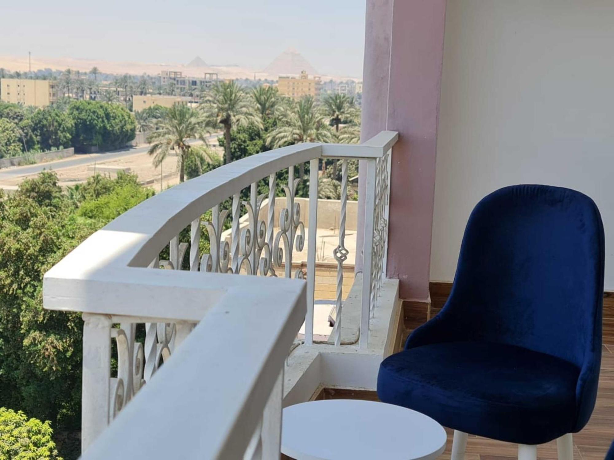 Отель Pyramids Sunshine View Kafrat al Jabal Экстерьер фото